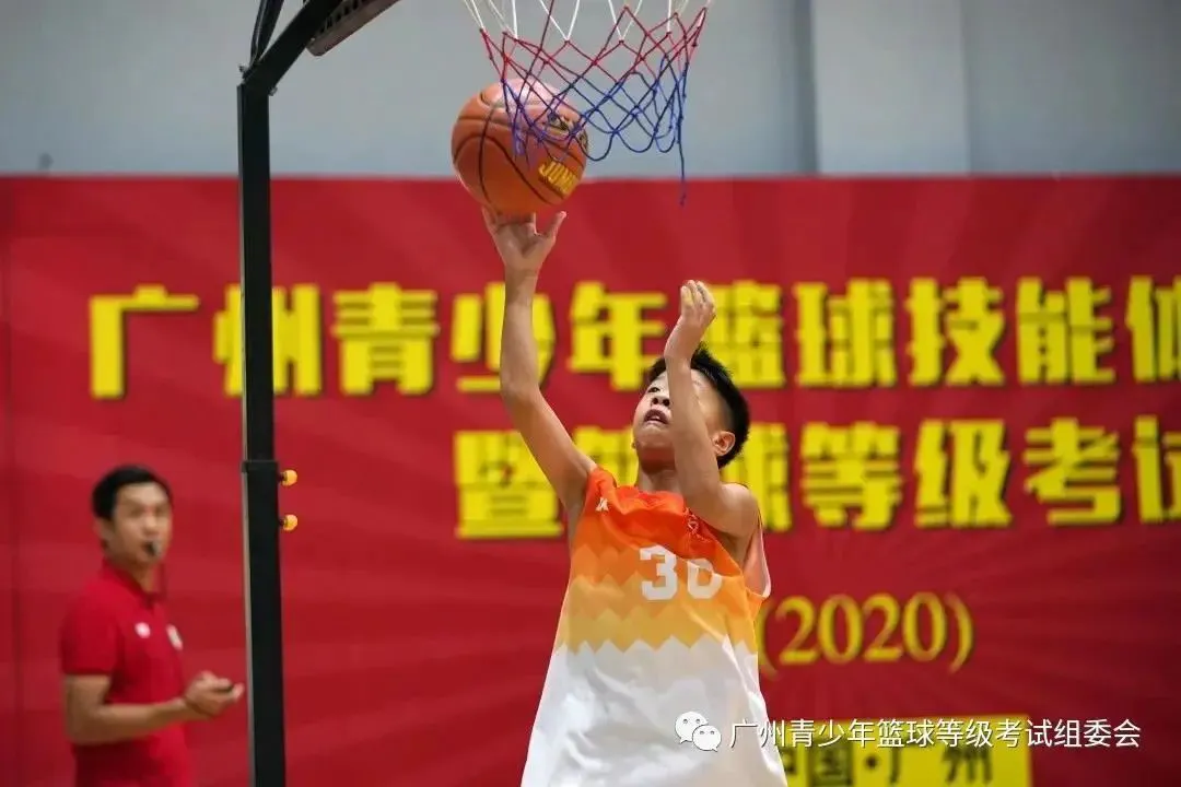 如何通过数据分析改进篮球比赛战术训练_0